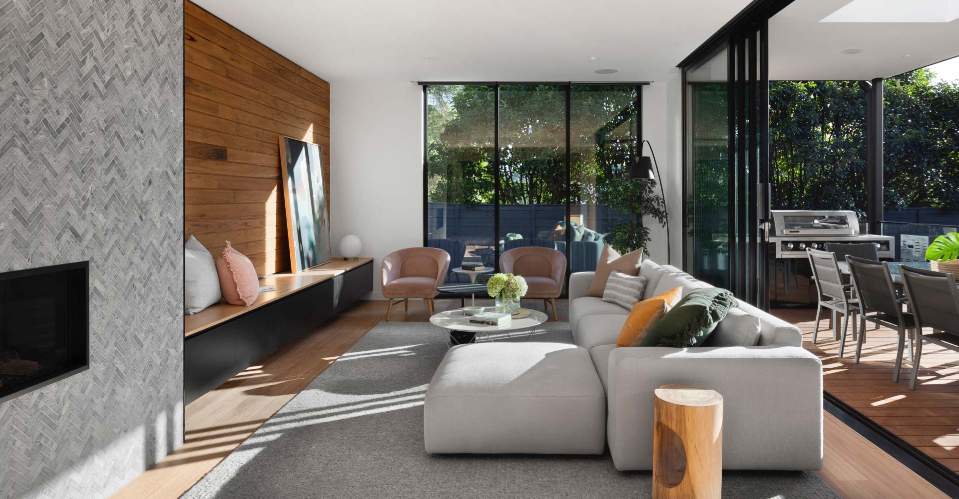 Modern Design built Apartment Modern Design built Apartment